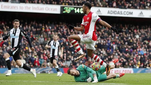 arsenal_kalahkan_newcastle_2_0