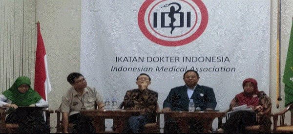 dokter_indonesia_serukan_lockdown