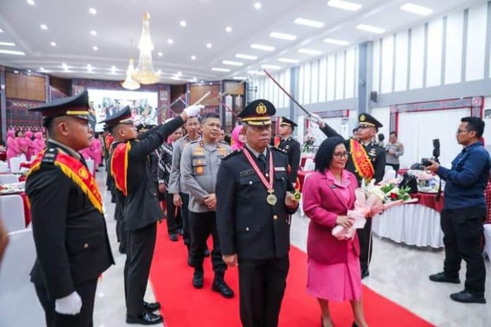 2_kombes_dan_24_akbp_di_polda_sumut_pensiun