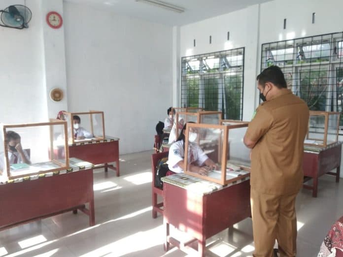 381_sd_negeri_di_medan_gelar_ptm_terbatas