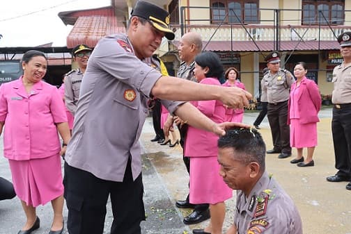 55_polisi_di_siantar_naik_pangkat