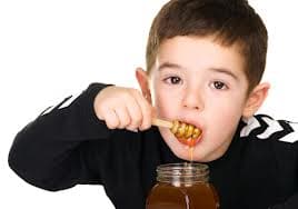 5_manfaat_madu_untuk_kesehatan_tubuh_anak