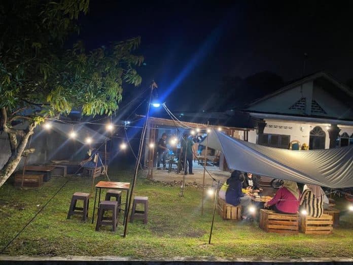 aktivis_juga_bisa_jadi_pebisnis_kuliner