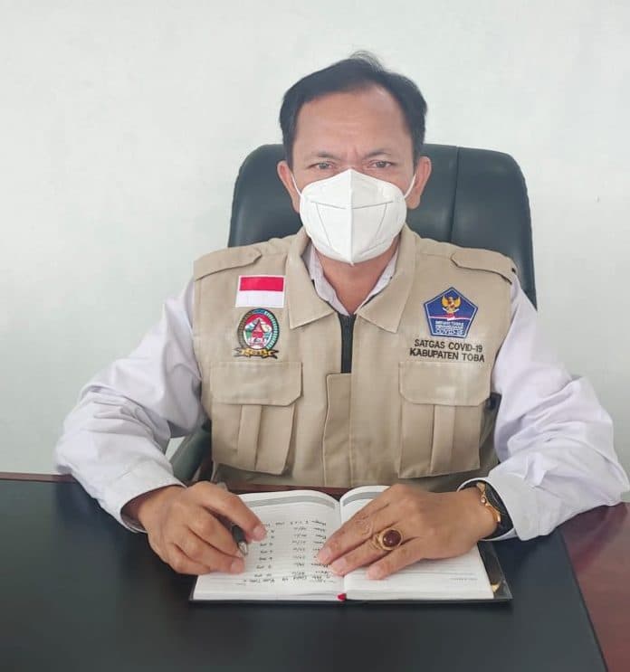 akun_facebook_palsu_bupati_toba_bikin_heboh