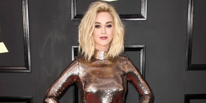 album_baru_katy_perry_dapat_penilaian_jelek