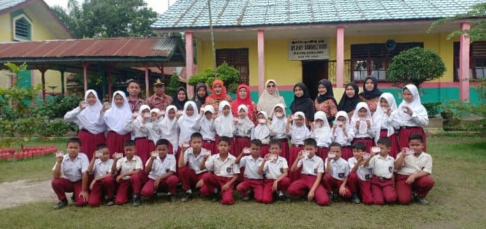 anak_anak_di_asahan_punya_kartu_identitas