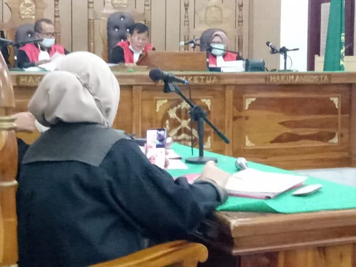 aneh_jaksa_kok_lupa_tuntutan_saat_ditanya