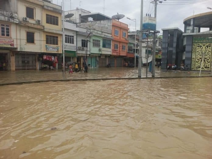 banjir_kiriman_melanda_kota_tebing_tinggi