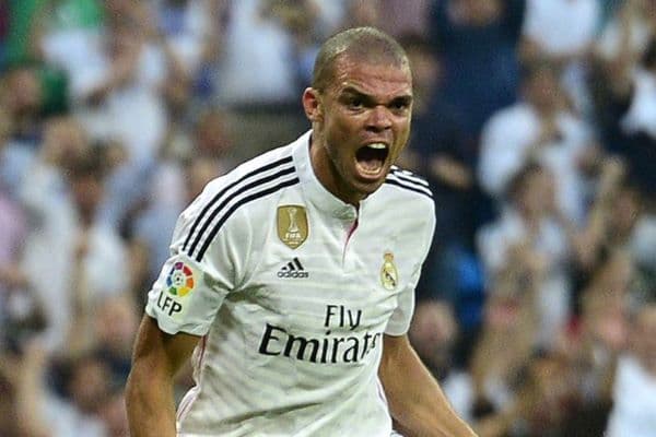 bek_portugal_pepe_umumkan_gantung_sepatu