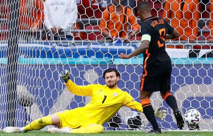 belanda_menang_3_0_atas_makedonia_utara