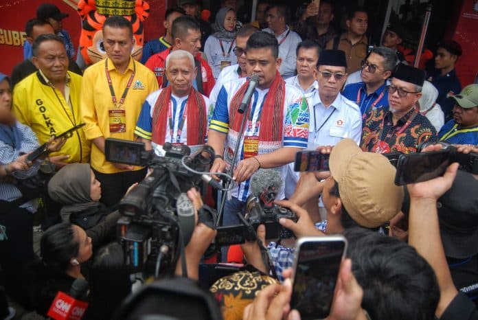 bobby_surya_resmi_daftar_ke_kpu_sumut