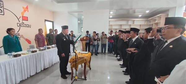 bupati_dairi_lantik_16_pejabat_jpt