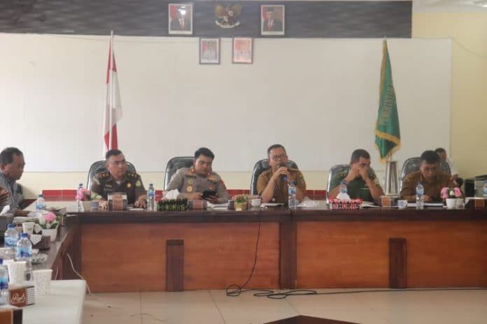 bupati_poltak_galian_c_harus_miliki_izin