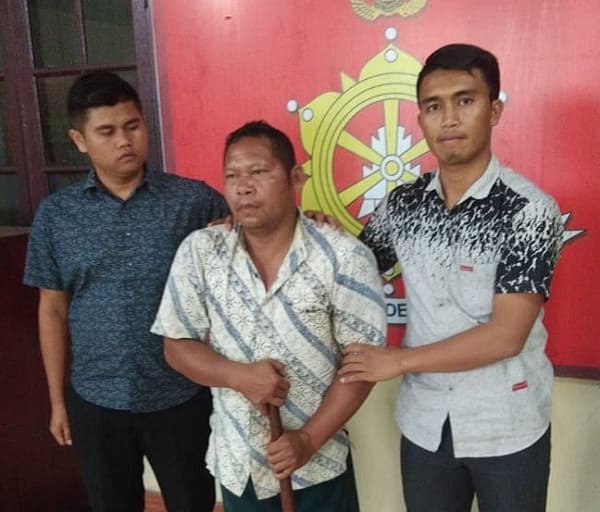 digauli_ayah_tiri_siswi_smp_di_dairi_hamil