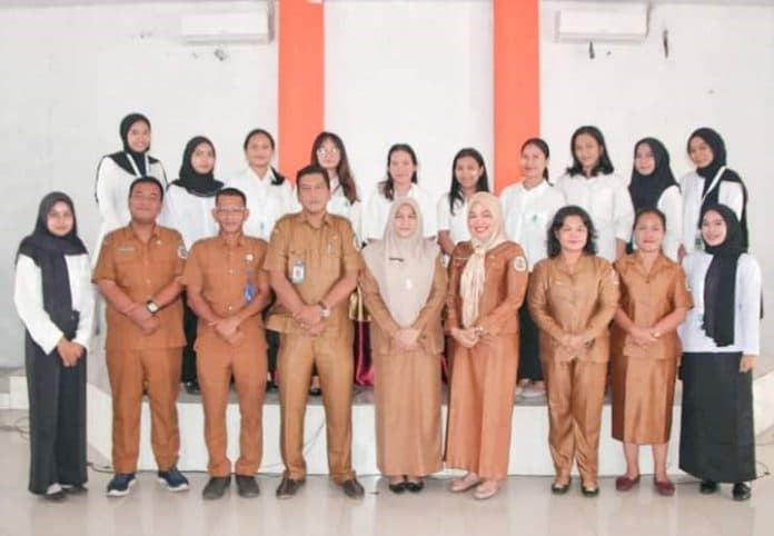 dinkes_tapteng_terima_12_tenaga_kesehatan