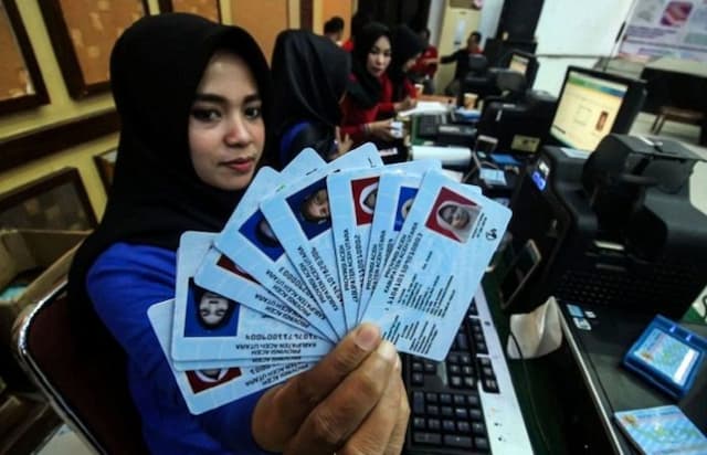 disdukcapil_wajib_langsung_cetak_e_ktp