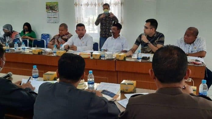 dprd_medan_dorong_pud_pasar_lebih_inovatif