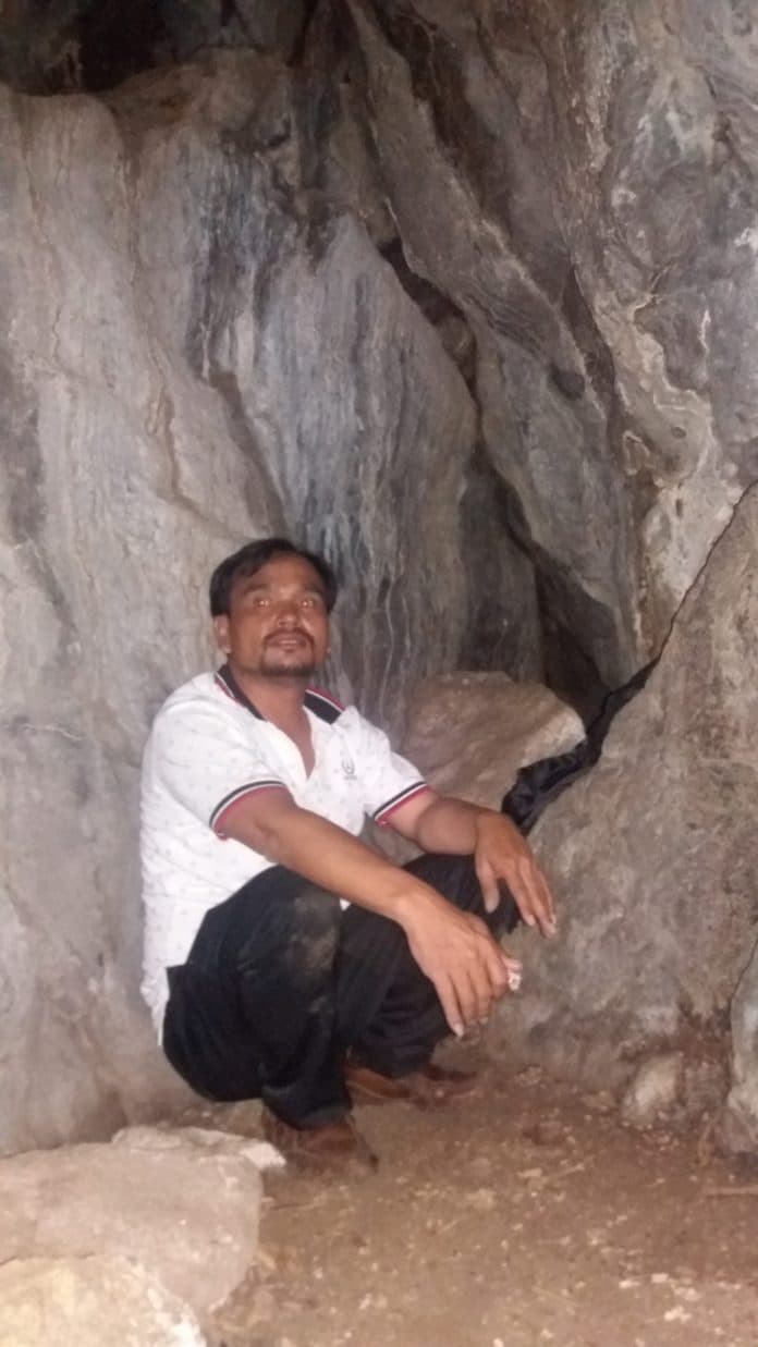 dprd_samosir_kunjungi_situs_batu_marlangkop