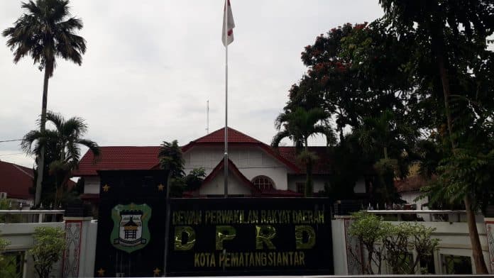 dprd_siantar_akan_bahas_lkpj_wali_kota