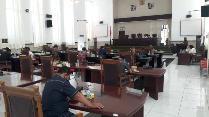 dprd_siantar_sahkan_3_peraturan_dprd