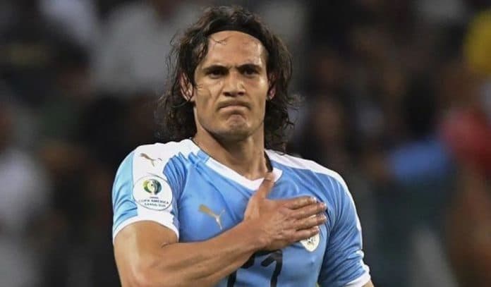edinson_cavani_pensiun_dari_timnas_uruguay
