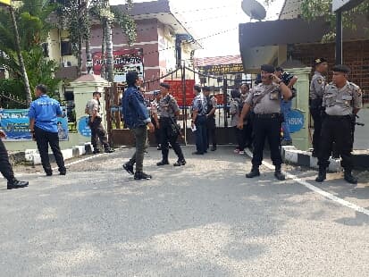 enam_orang_korban_bom_bunuh_diri