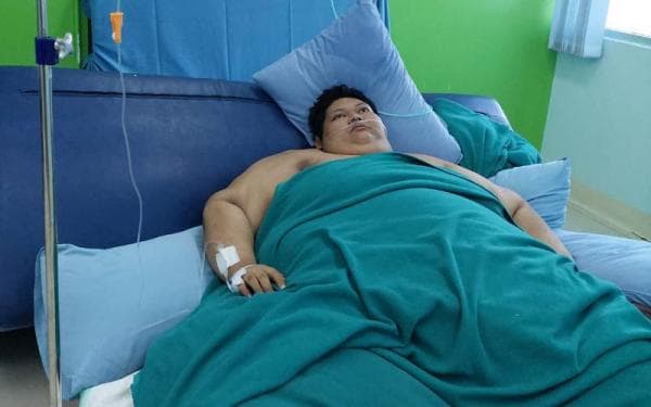 fajri_pria_berbobot_300_kg_meninggal_dunia