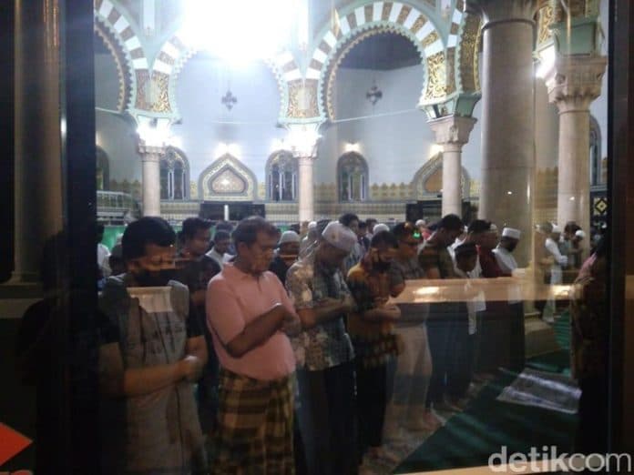 fatwa_mui_sholat_idul_fitri_boleh_di_rumah