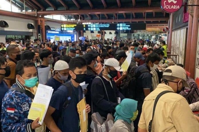 gratis_rapid_test_corona_di_bandara_soetta