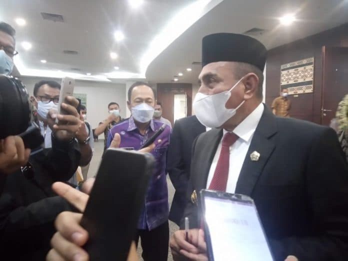 gubsu_sindir_bobby_soal_utang_dbh_pajak