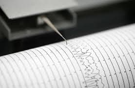 hari_ini_samosir_4_kali_dilanda_gempa_kecil