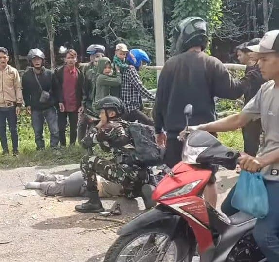 hendak_ke_kota_ibu_tewas_tertimpa_pohon