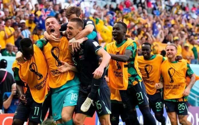 ini_susunan_pemain_australia_vs_denmark