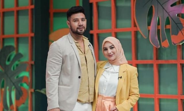 irish_bella_tuntut_hak_asuh_kedua_anaknya