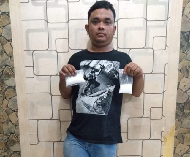 jual_sabu_ke_polisi_zainuddin_can_digari