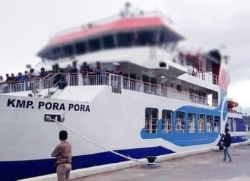 kmp_pora_pora_siap_layani_penumpang_nataru