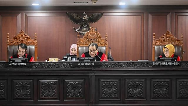 kpu_diangggap_tak_serius_hakim_mk_murka