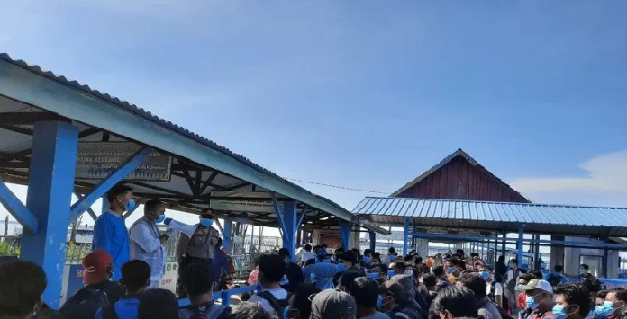 malaysia_lockdown_ribuan_tki_tiba_di_riau