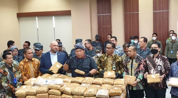 memerangi_narkotika_bnn_gunakan_4_strategi