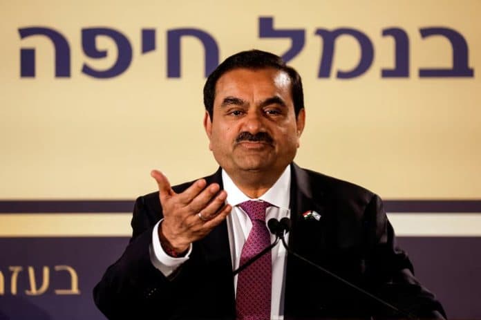 miliarder_india_didakwa_di_as_ini_kasusnya