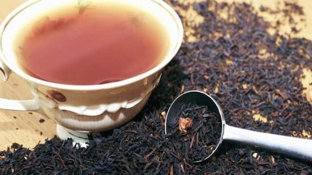 minum_teh_tanpa_gula_cegah_penuan_dini