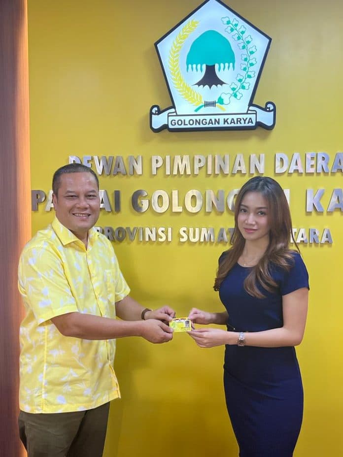 model_aisyah_maharani_nyebrang_ke_politik
