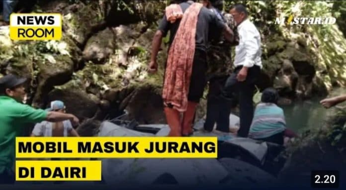 newsroom_mobil_masuk_jurang_di_dairi