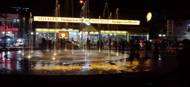 nikson_nababan_resmikan_taman_kota_tarutung