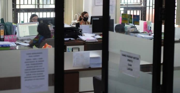 pandemi_pemerintah_batasi_ijin_cuti_asn