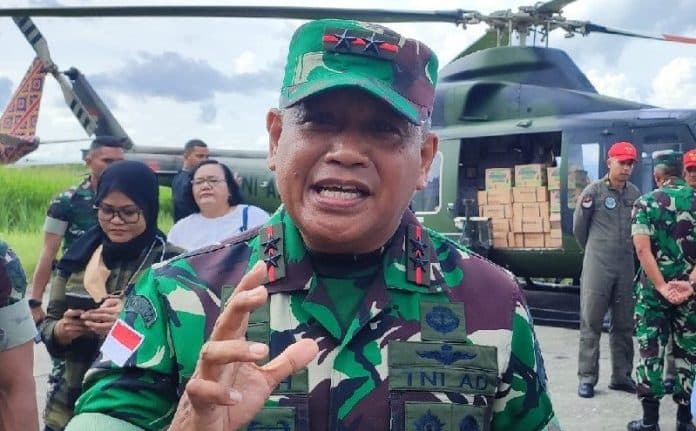 pangdam_pilot_gobay_pasok_senjata_untuk_ksb