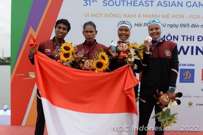 pedayung_indonesia_raih_8_emas_dari_rowing