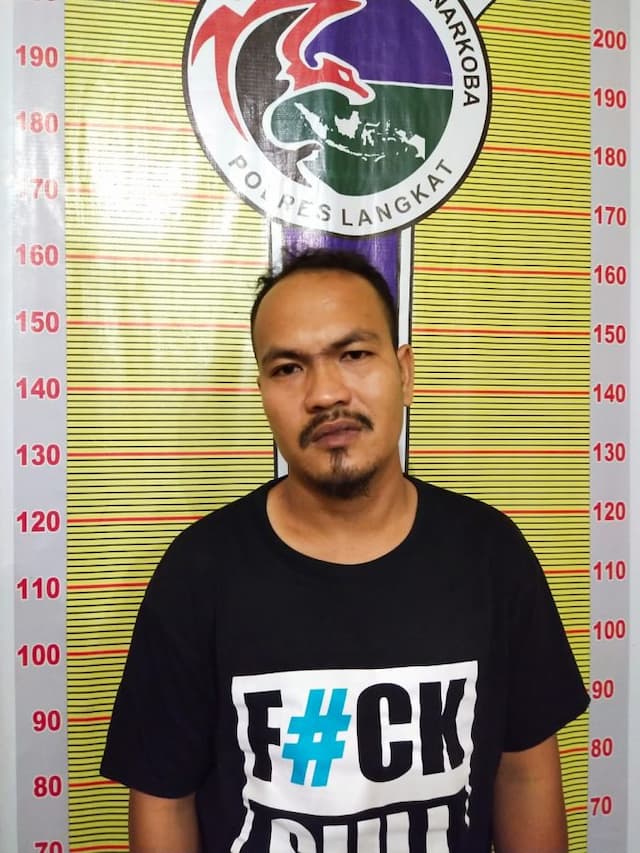 pemilik_narkoba_nginap_di_kantor_polisi