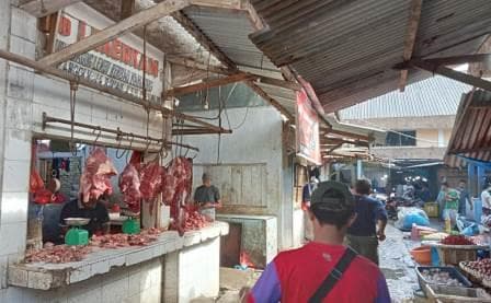penjualan_daging_lembu_kian_lesu_di_siantar