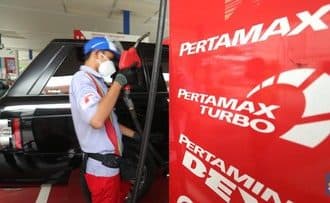 pertamax_resmi_naik_jadi_rp12750_per_liter
